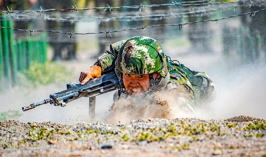开元棋牌网站-埋头苦干！选手们战战兢兢刻苦训练的简单介绍
